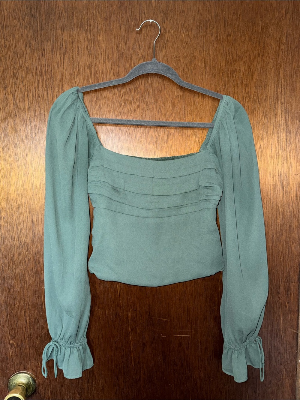 Abercrombie and Fitch Women's Small Sage Green Square-Neck Long-Sleeve Blouse